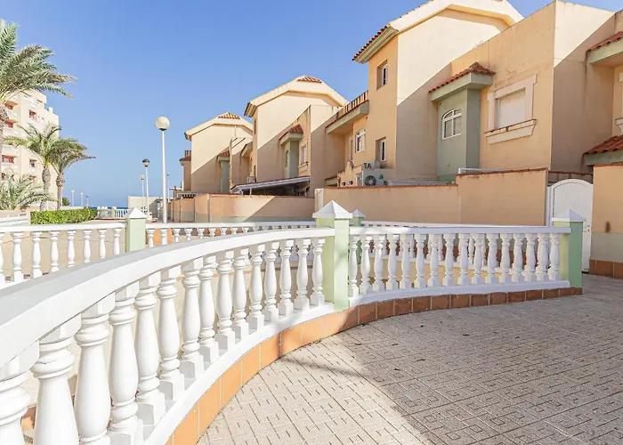 El Paraiso - Planta Baja En Urbanizacion Ipanema Iii Kilometro2 - Mediterraneo