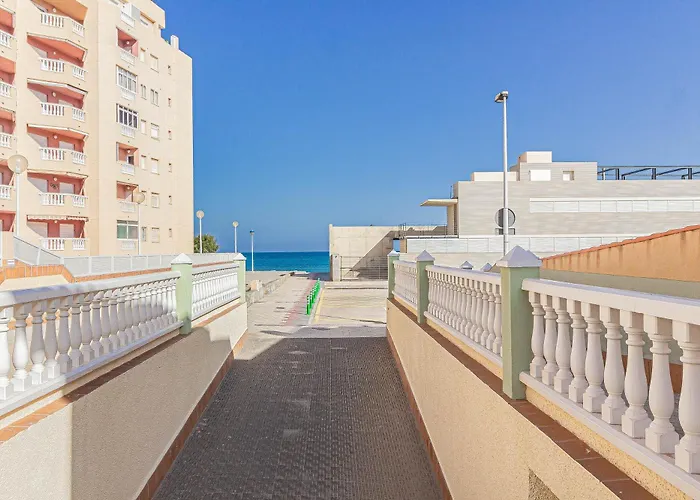 El Paraiso - Planta Baja En Urbanizacion Ipanema Iii Kilometro2 - Mediterraneo *