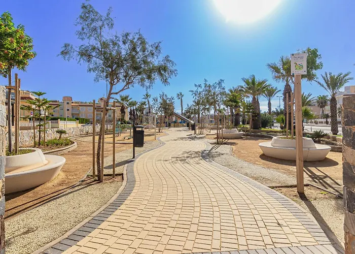 El Paraiso - Planta Baja En Urbanizacion Ipanema Iii Kilometro2 - Mediterraneo Διαμέρισμα *