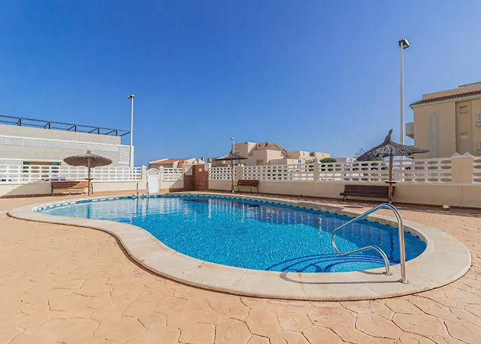 El Paraiso - Planta Baja En Urbanizacion Ipanema Iii Kilometro2 - Mediterraneo Διαμέρισμα *