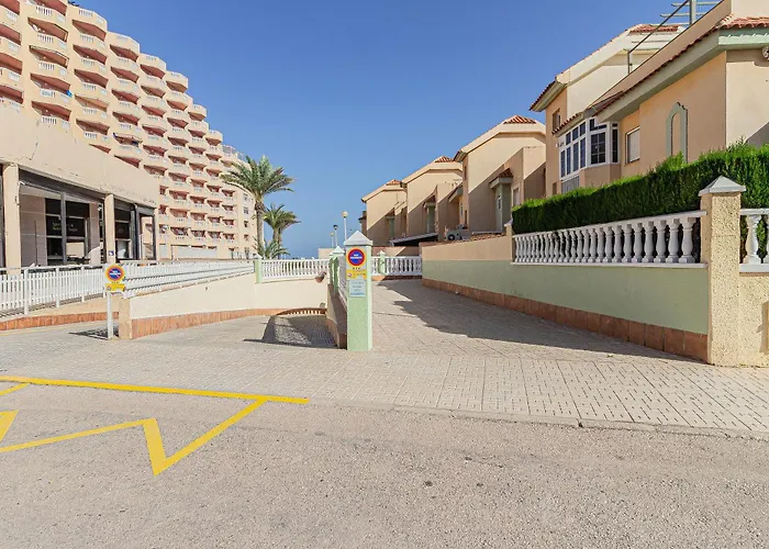 El Paraiso - Planta Baja En Urbanizacion Ipanema Iii Kilometro2 - Mediterraneo 아파트